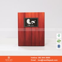 Mẫu Hộp Quà Tặng CMC Leather